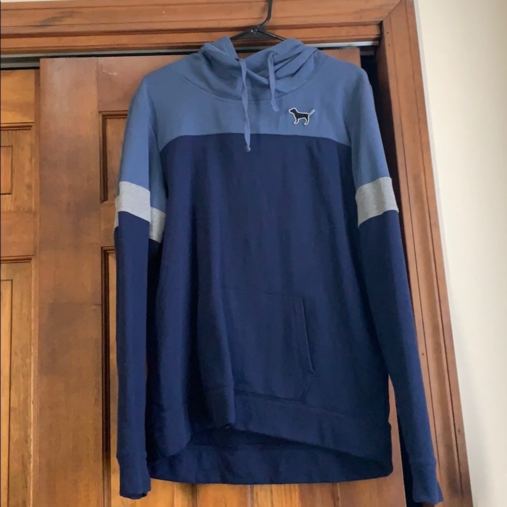 Like new PINK hooded sweatshirt